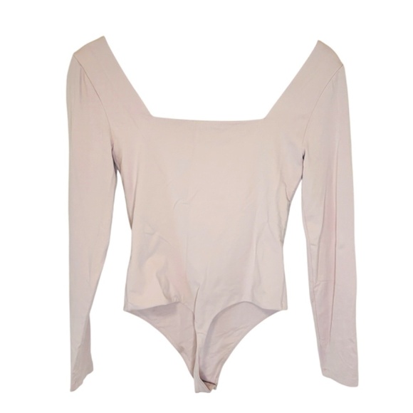 Aritzia Contour Pink Body Suit long sleeve Sm Medium LIKE NEW - Picture 4 of 7
